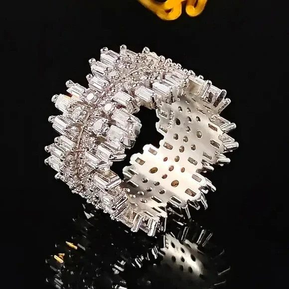 Luxe Cubic Zirconia Icicle Cocktail Ring Statement CZ Crystal Glam Ring - Picture 7 of 14